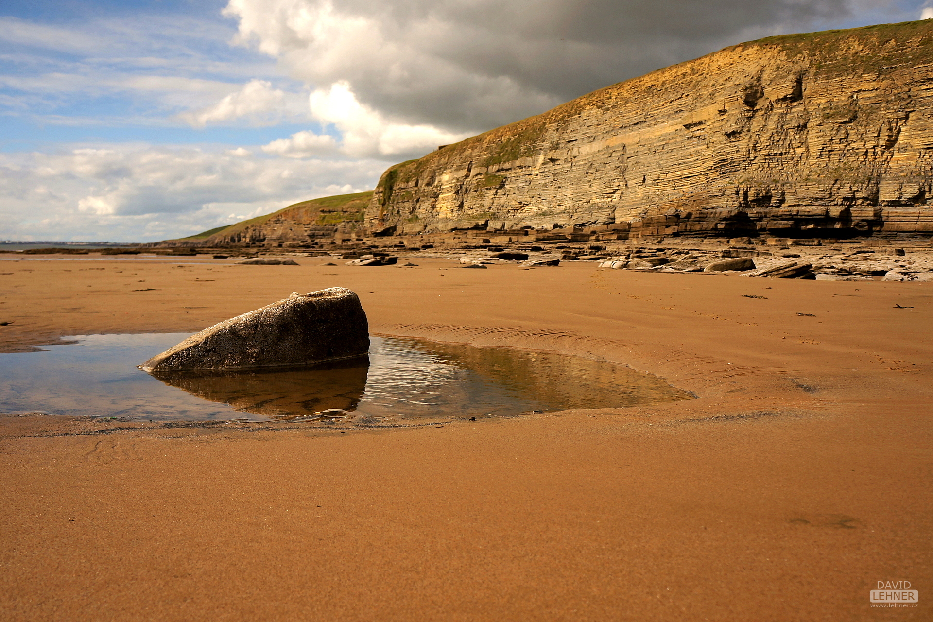 Ogmore by Sea beach